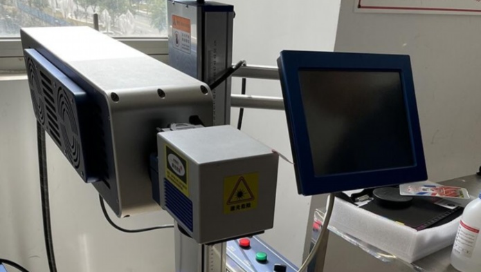 工業(yè)級紫外激光打標(biāo)機(jī)：現(xiàn)代制造業(yè)的精密標(biāo)記利器