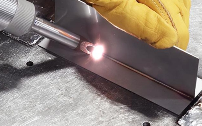 激光焊接工藝數(shù)據(jù)庫(kù)：提升焊接質(zhì)量與效率的關(guān)鍵工具