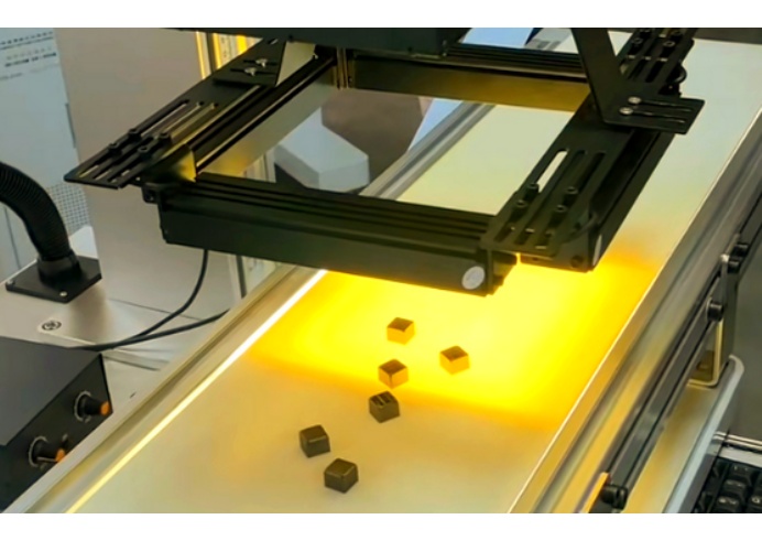 CCD激光打標(biāo)系統(tǒng)非標(biāo)自動(dòng)化整線集成