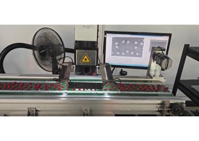 CCD視覺定位激光打標(biāo)機(jī)vs傳統(tǒng)夾具定位：全面比較與FAQ