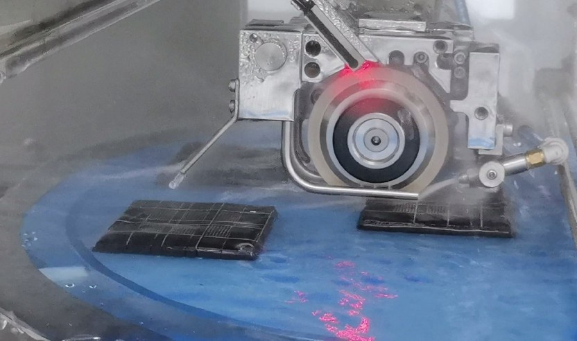 國產(chǎn)精密劃片機(jī)崛起：技術(shù)突破與案例分析