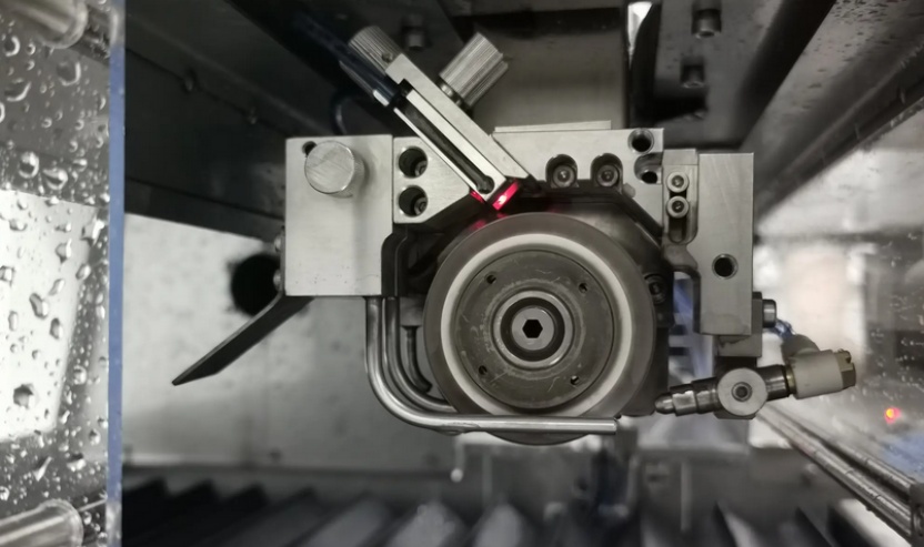 8086型精密劃片機采購流程全記錄：從立項到驗收