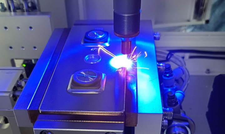 精密電池激光焊接機(jī)客戶案例分享
