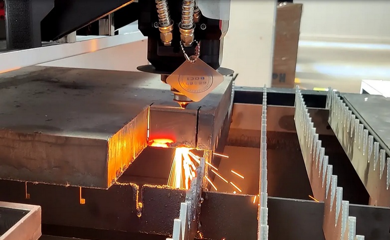 精密激光切割機(jī)與CCD攝像定位的標(biāo)定技巧