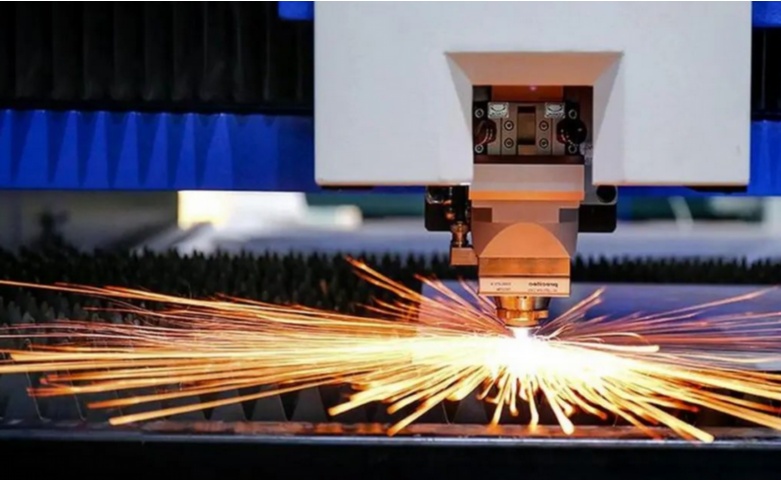 小幅面激光切割機(jī)廠(chǎng)商服務(wù)體系對(duì)比分析