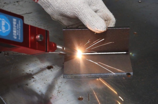 光纖激光焊接機(jī)焊縫質(zhì)量改進(jìn)項(xiàng)目復(fù)盤