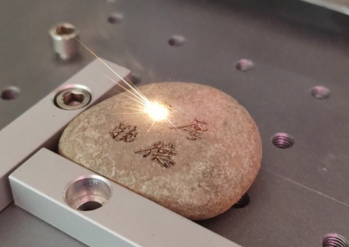 光纖激光打標(biāo)機(jī)選型指南：從需求到購買的全面解析