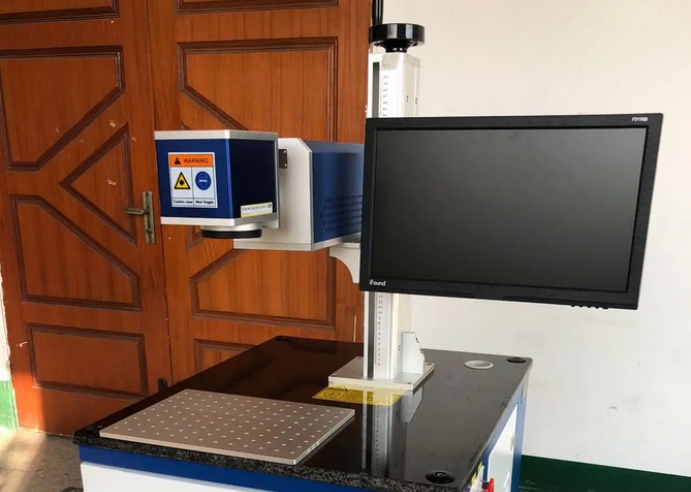 視覺定位激光機：不規(guī)則工件的理想解決方案