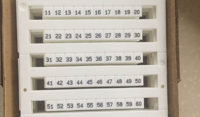 端子標記條用什么設備制作