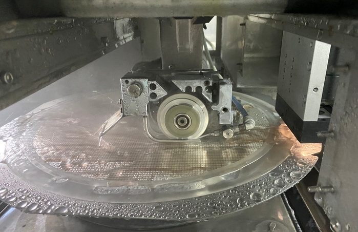 精密劃片機(jī)刀片型號(hào)規(guī)格：如何選對(duì)刀片，提升切割效率